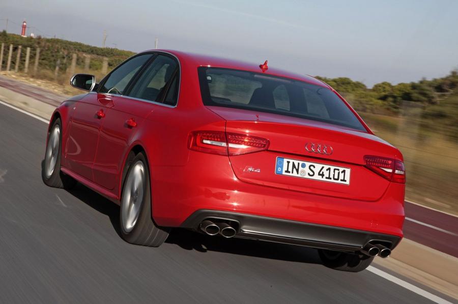  Audi S4 Sedan (B8, 8K) 2012 года  (WW) (фото 46 из 62)